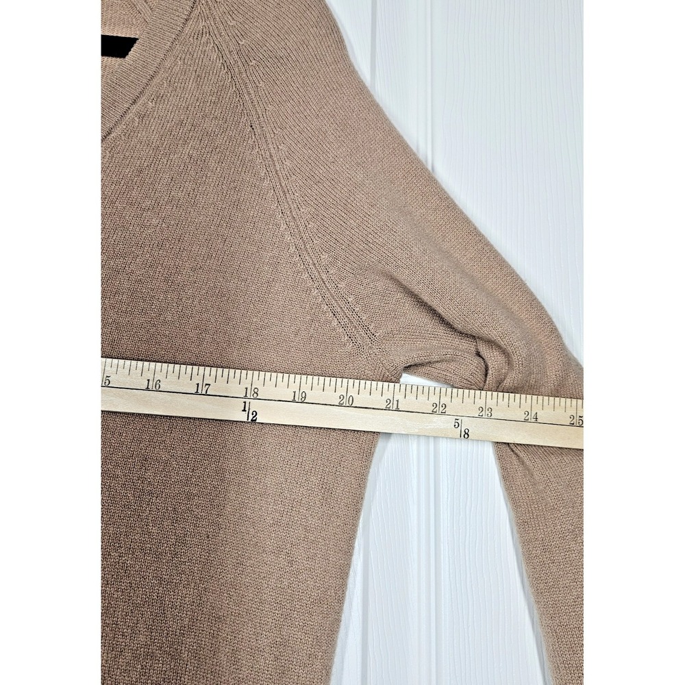 Equipment Femme Asher Tan V-Neck 100% Cashmere Tunic Sweater S Oversized Luxury - Picture 6 of 7
